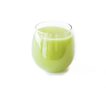 How Celery Juice Helps Heal Eye Problems